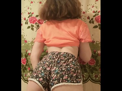 ❤️ Seksikäs nuori beibi riisuu shortsinsa kameran edessä ❤️ Kotitekoinen porno at us fi.redgast4asset.ru ❤