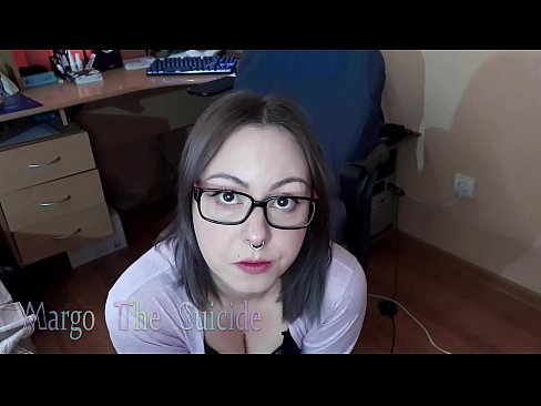 ❤️ Seksikäs tyttö lasit päässä imee dildoa syvälle kameraan ❤️ Kotitekoinen porno at us fi.redgast4asset.ru ❤